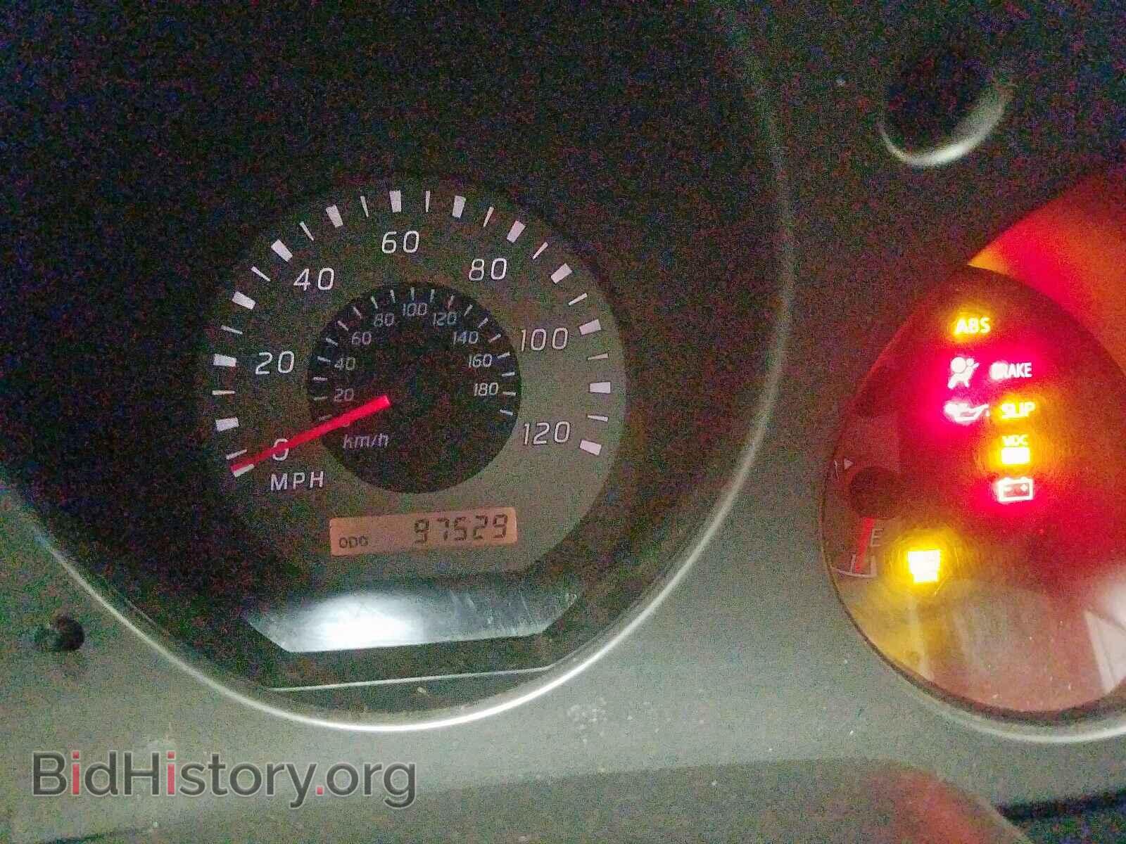 2004 NISSAN FRONTIER - VIN: 1N6MD29Y04C457760 - Photo 8