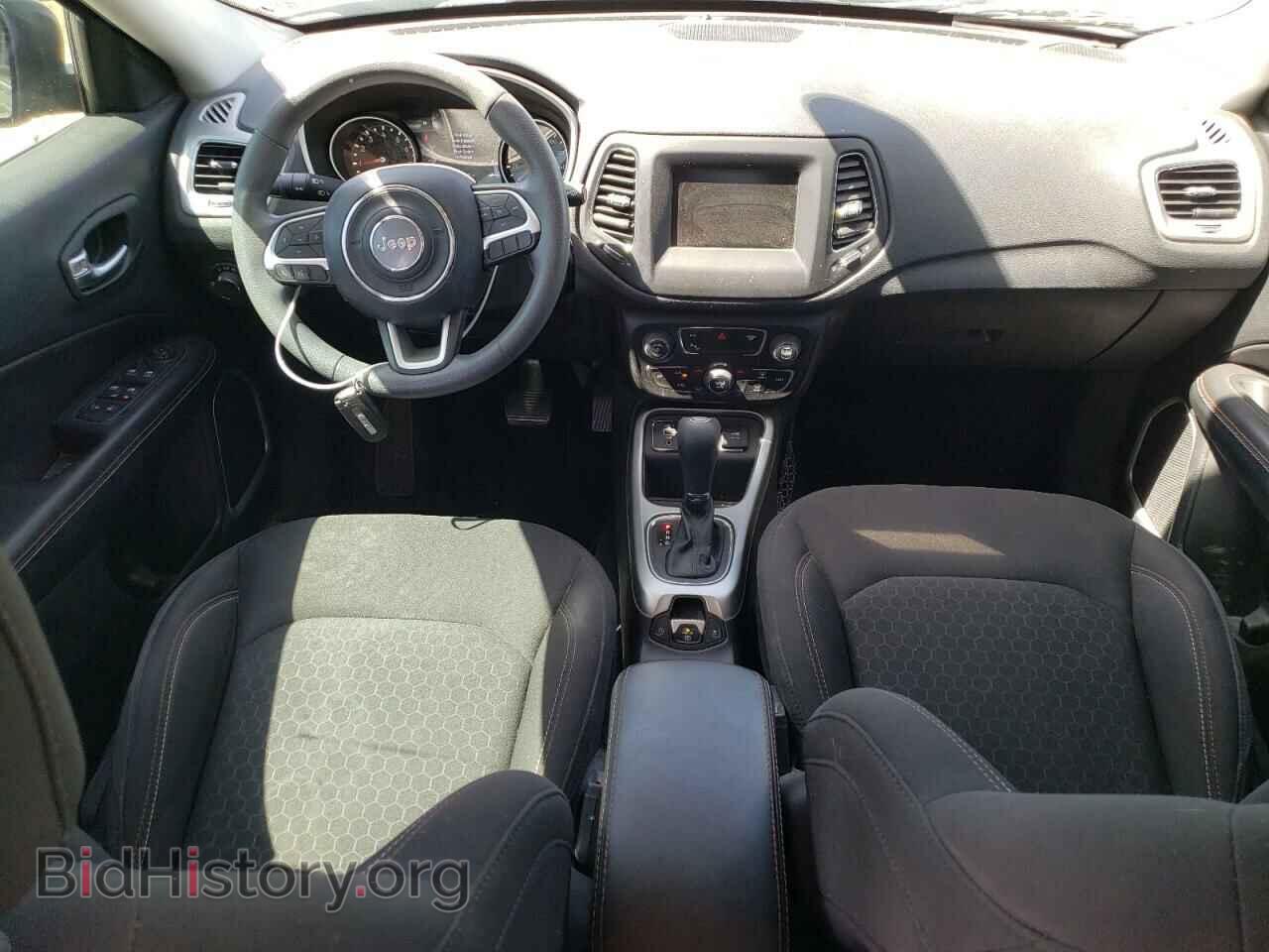 2019 JEEP COMPASS - VIN: 3C4NJCAB7KT819758 - Фото 8