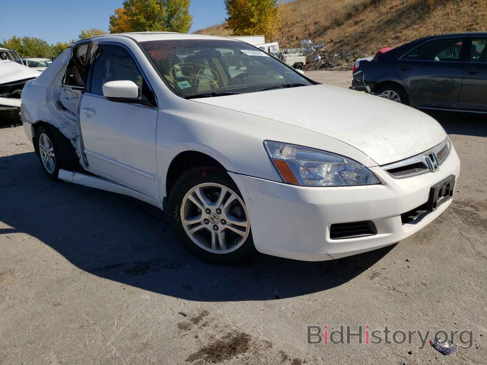 Photo 1HGCM56806A176451 - HONDA ACCORD 2006