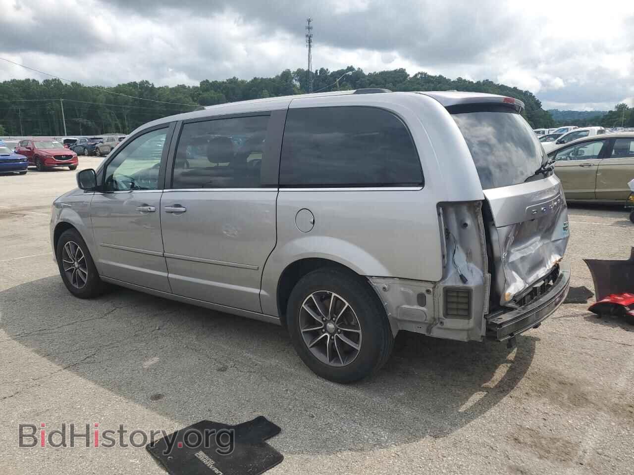 2017 DODGE CARAVAN - VIN: 2C4RDGCG6HR737959 - Photo 2