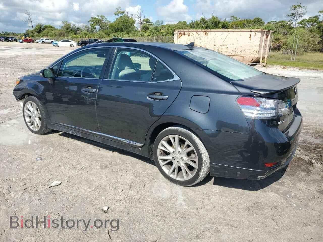 2010 LEXUS HS - VIN: JTHBB1BA2A2010404 - Photo 2