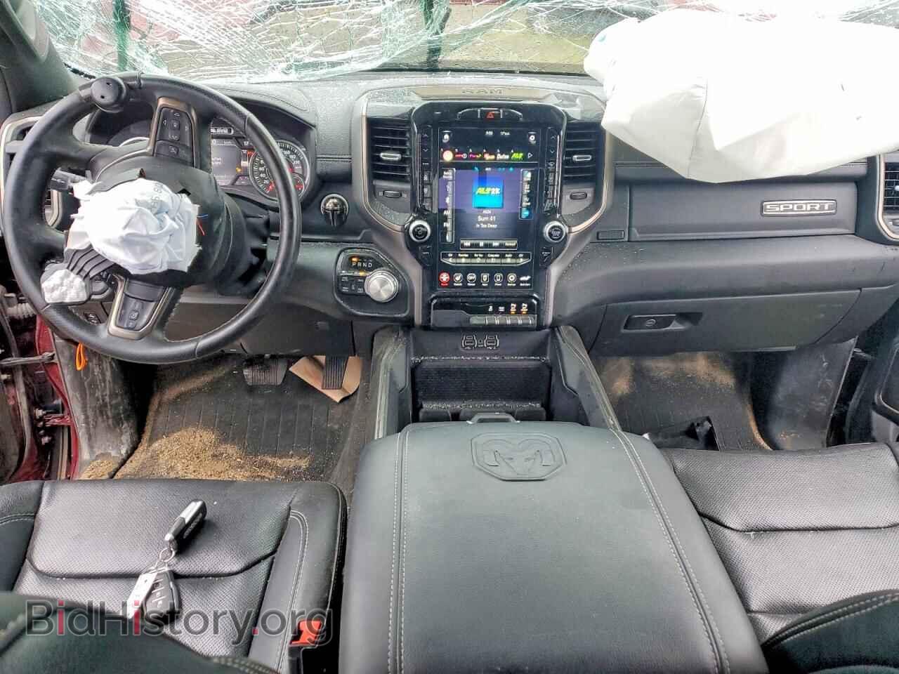 2021 RAM 1500 - VIN: 1C6SRFVT7MN642624 - Фото 8