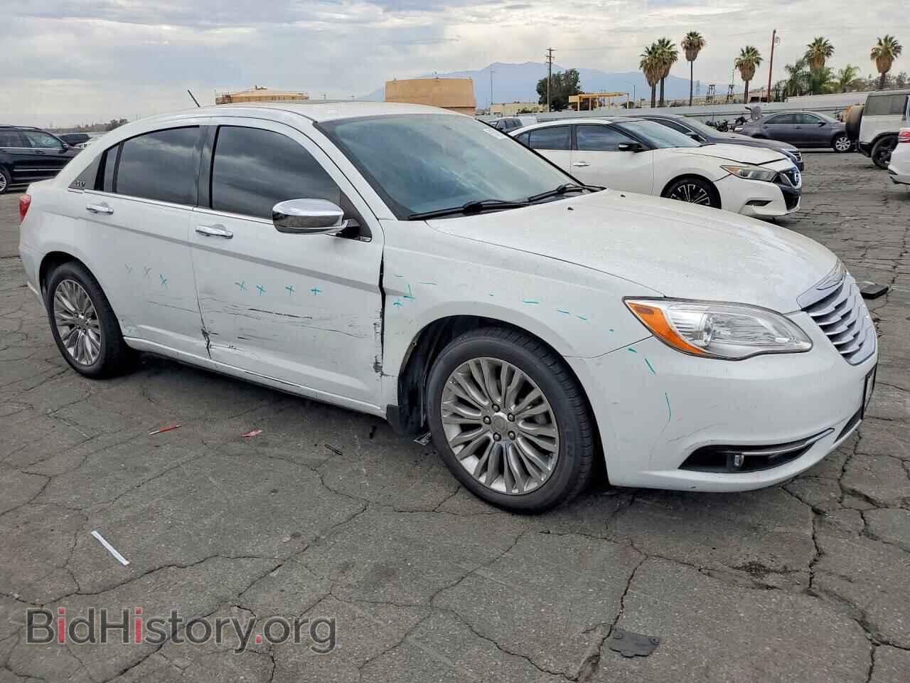 2011 CHRYSLER 200 - VIN: 1C3BC2FG7BN618216 - Фото 4