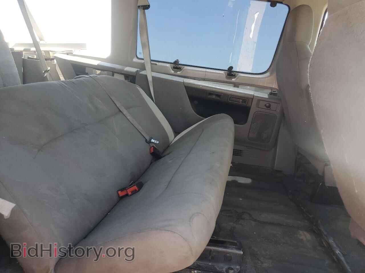 2010 FORD ALL Models - VIN: 1FBNE3BL6ADA74375 - Фото 11