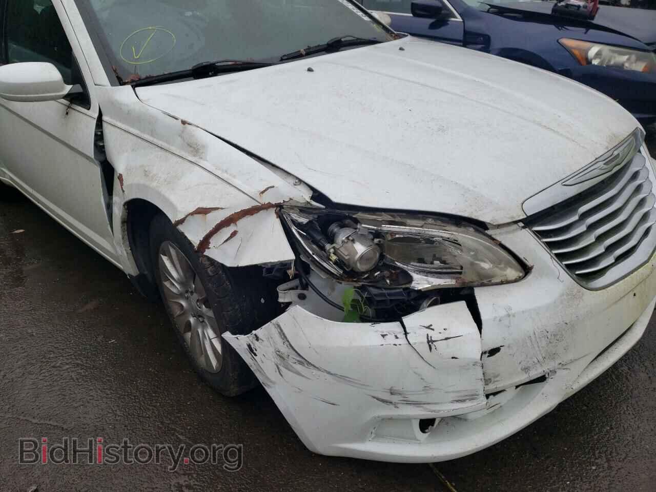 2014 CHRYSLER 200 - VIN: 1C3CCBAB5EN168439 - Фото 9