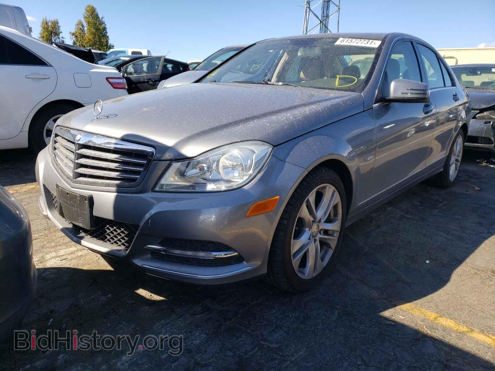 2012 MERCEDES-BENZ C-CLASS - VIN: WDDGF4HB8CA628421 - Фото 2