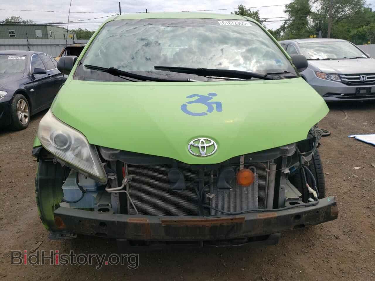 2014 TOYOTA All Models - VIN: 5TDZK3DC0ES436357 - Фото 5