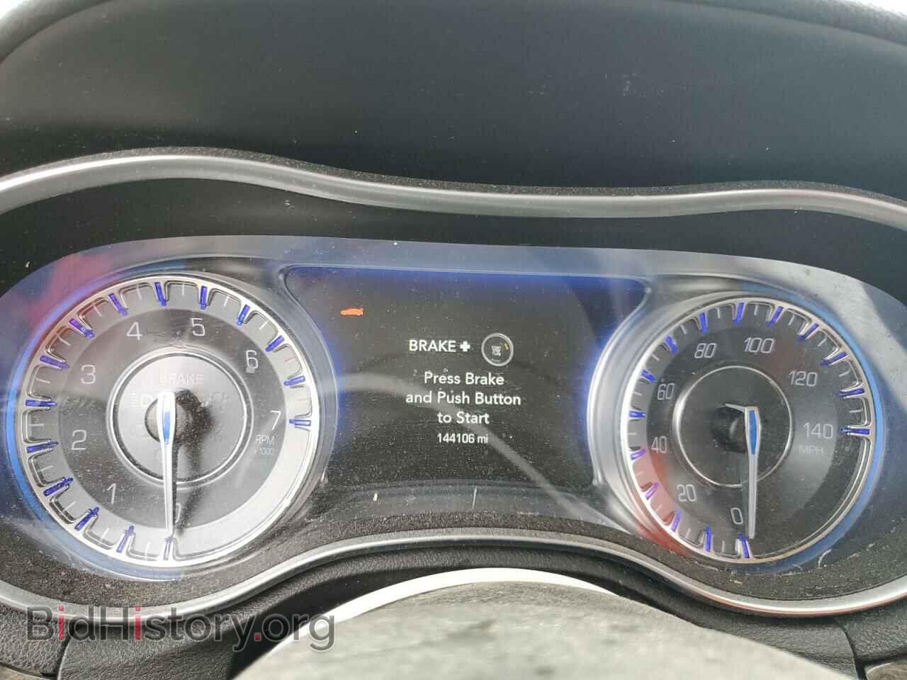 2016 CHRYSLER 300 - VIN: 2C3CCAKG6GH106533 - Фото 9