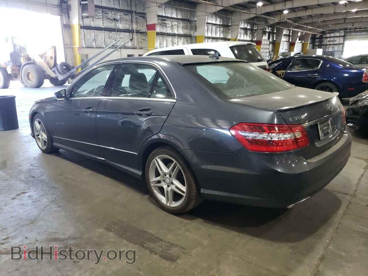 2011 MERCEDES-BENZ E-CLASS - VIN: WDDHF5GB5BA267059 - Фото 2