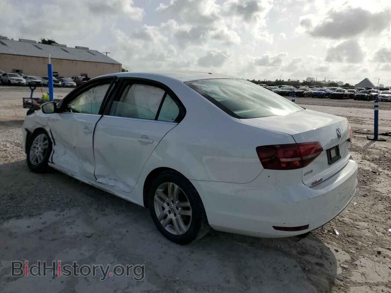 2017 VOLKSWAGEN JETTA - VIN: 3VW2B7AJ8HM214775 - Фото 2