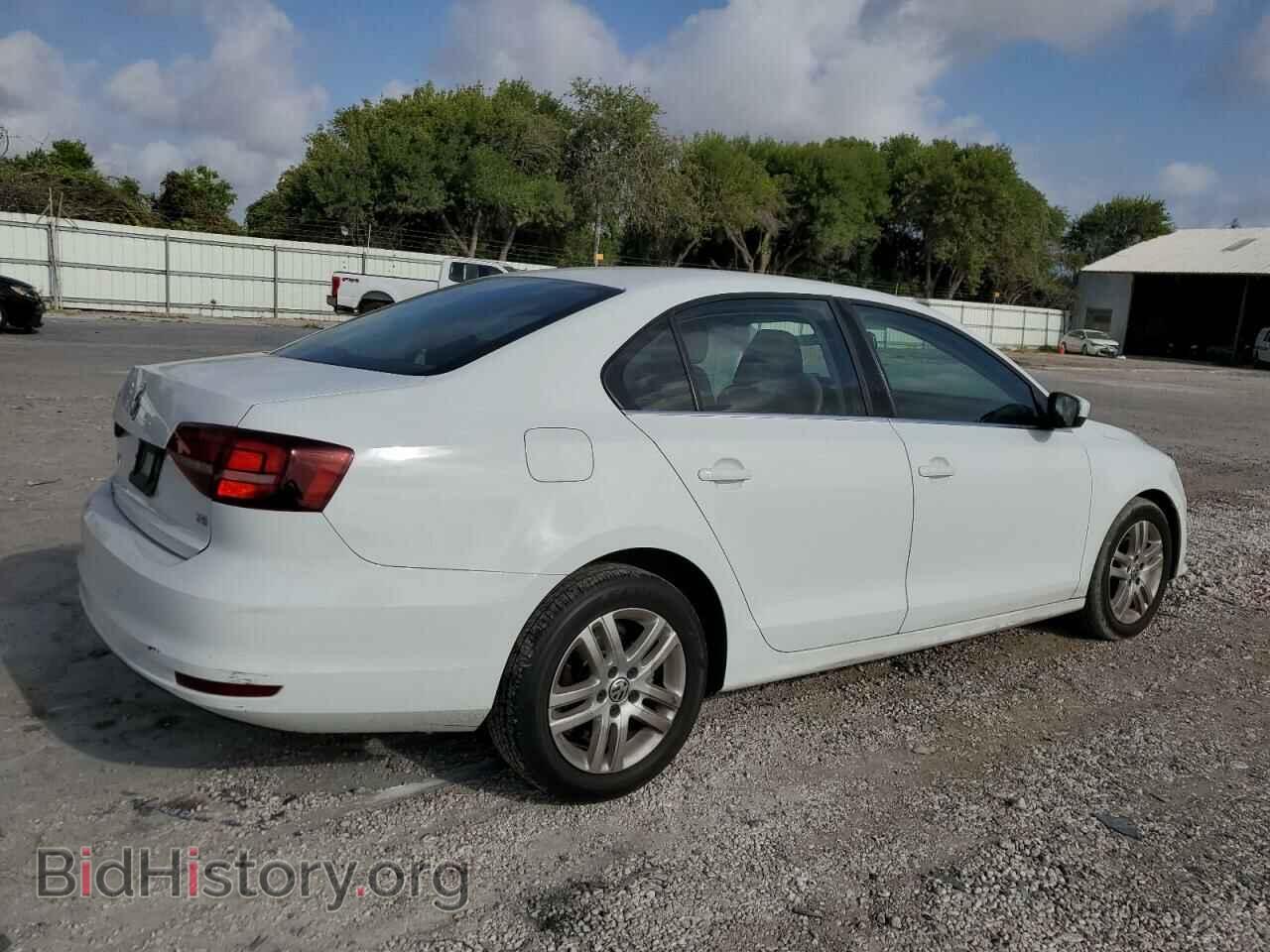 2017 VOLKSWAGEN JETTA - VIN: 3VW2B7AJ8HM214775 - Фото 3