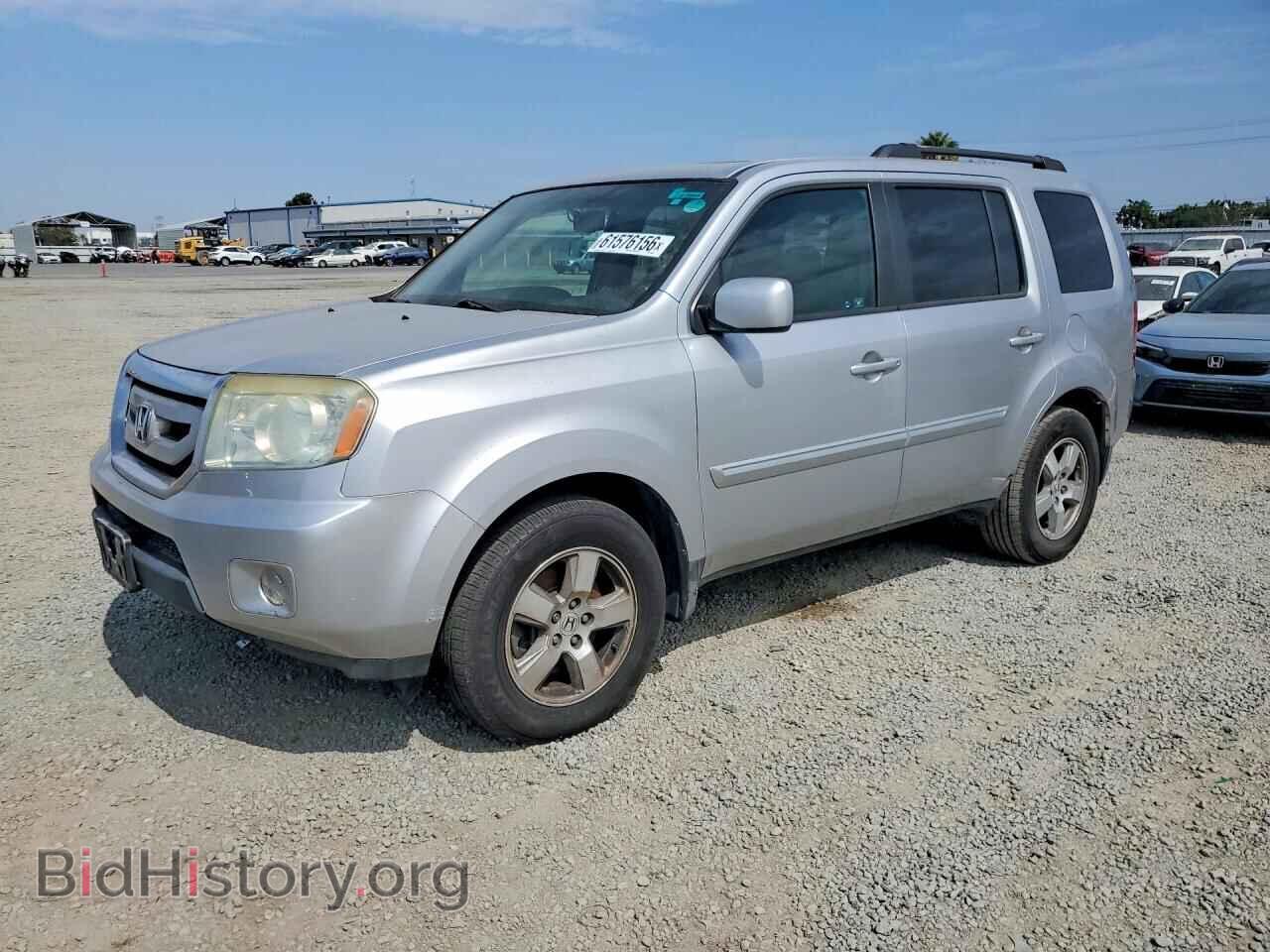 Photo 5FNYF3H65BB005520 - HONDA PILOT 2011