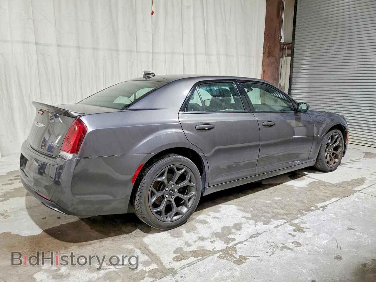 2017 CHRYSLER 300 - VIN: 2C3CCABG7HH662612 - Фото 3