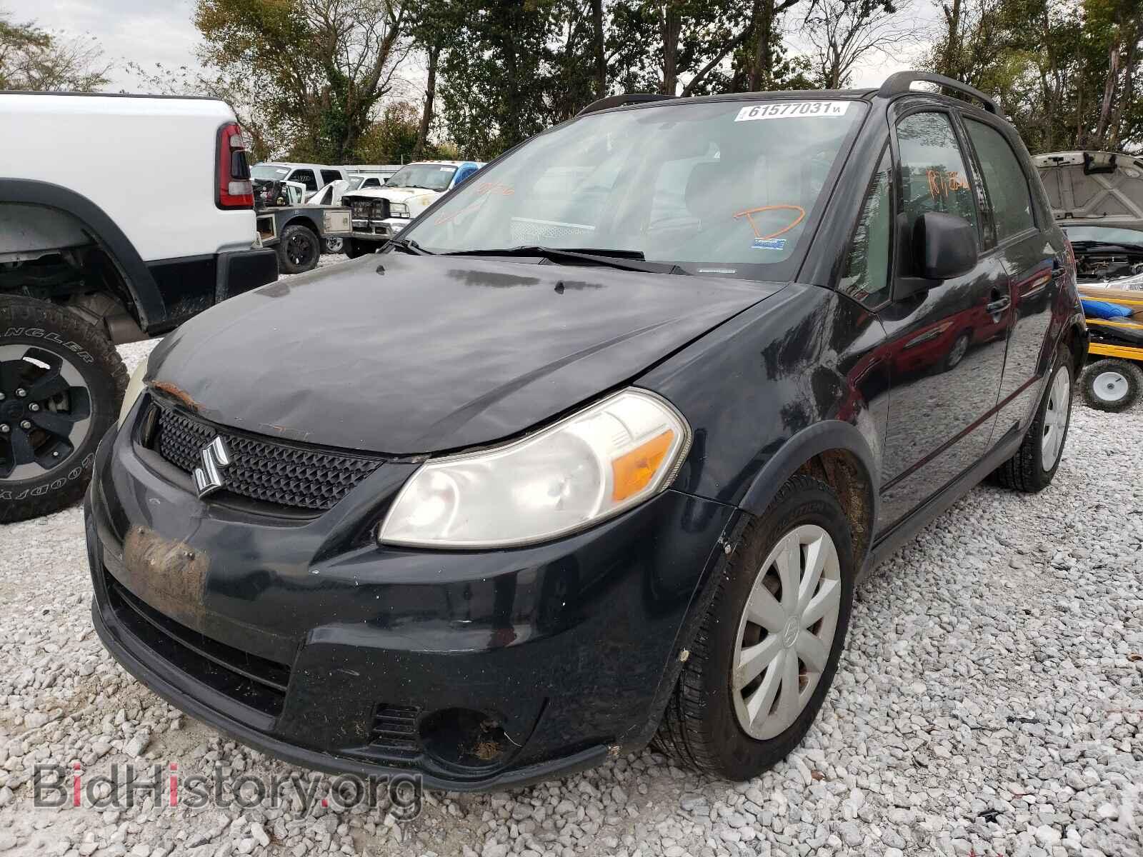 2011 SUZUKI SX4 - VIN: JS2YB5A31B6301451 - Photo 2
