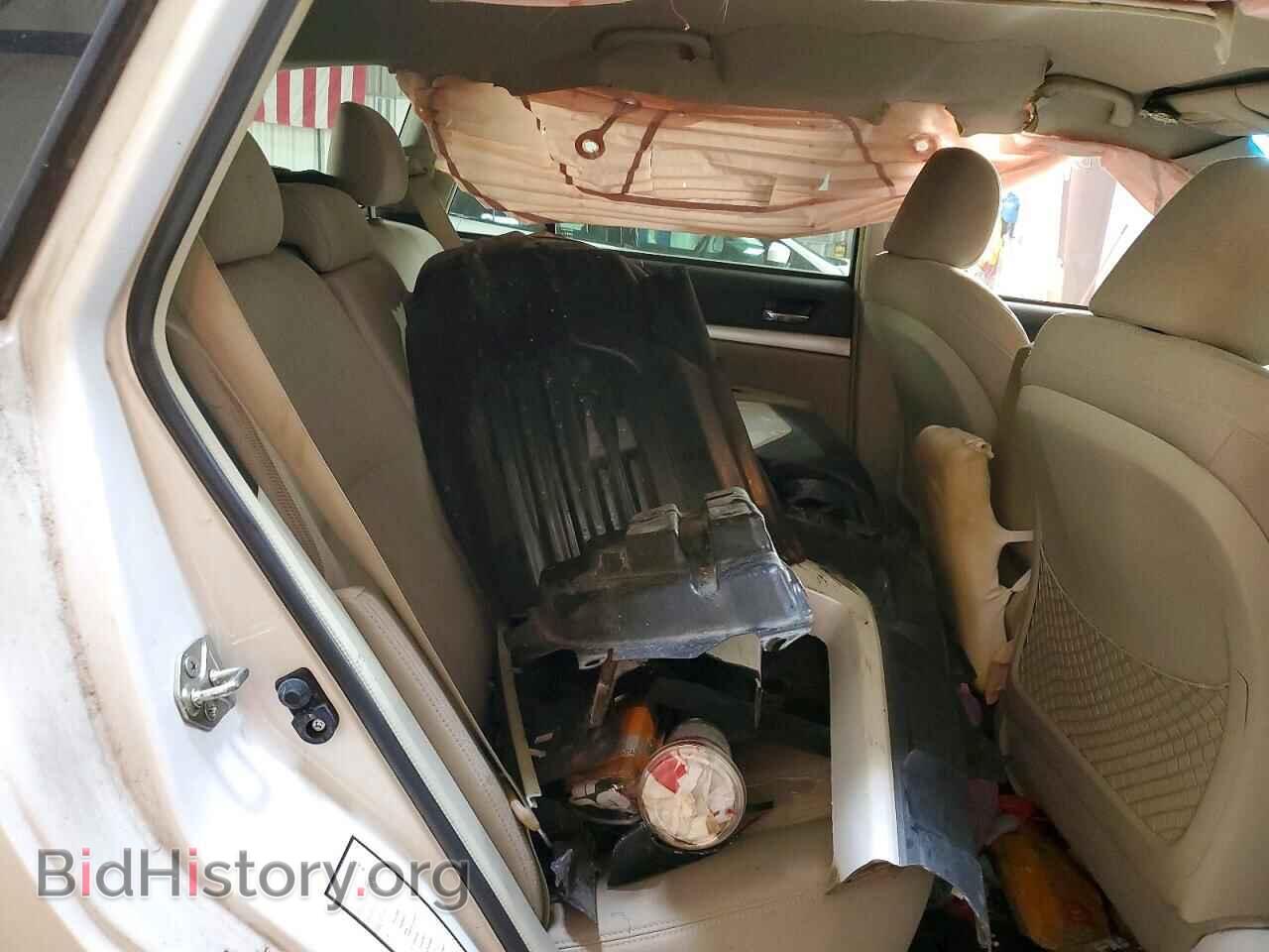 2014 SUBARU OUTBACK - VIN: 4S4BRBCC0E3279855 - Photo 11