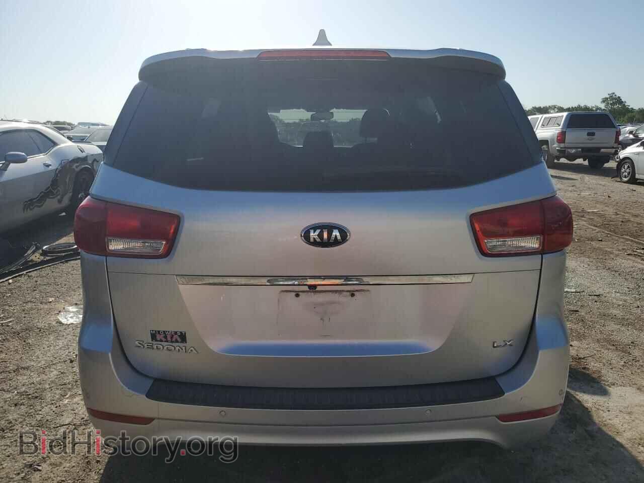 2016 KIA All Models - VIN: KNDMB5C17G6212432 - Фото 6