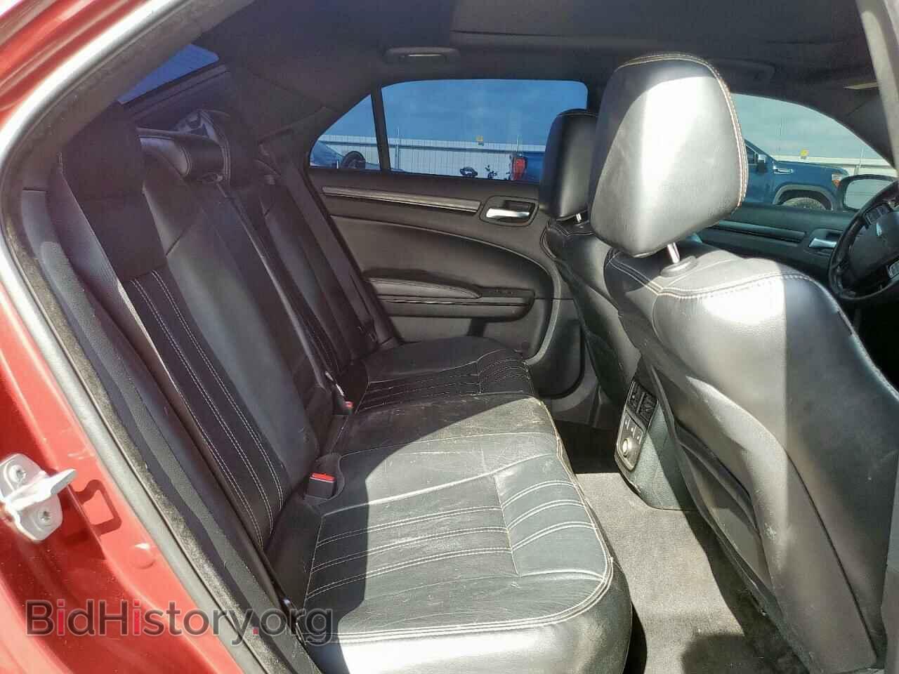 2014 CHRYSLER 300 - VIN: 2C3CCABT5EH200431 - Фото 10