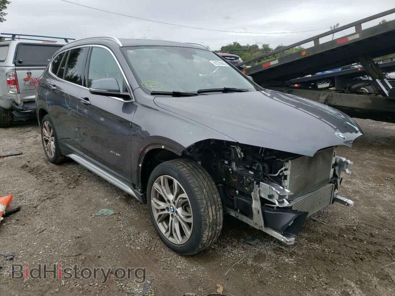 Фотография WBXHT3Z38H4A65634 - BMW X1 2017