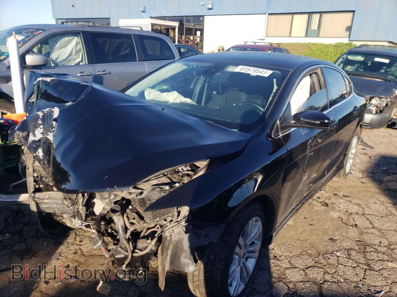 2015 CHRYSLER 200 - VIN: 1C3CCCAB1FN738640 - Фото 2