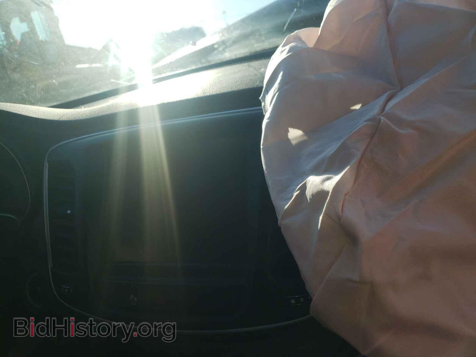 2015 CHRYSLER 200 - VIN: 1C3CCCAB1FN738640 - Фото 9
