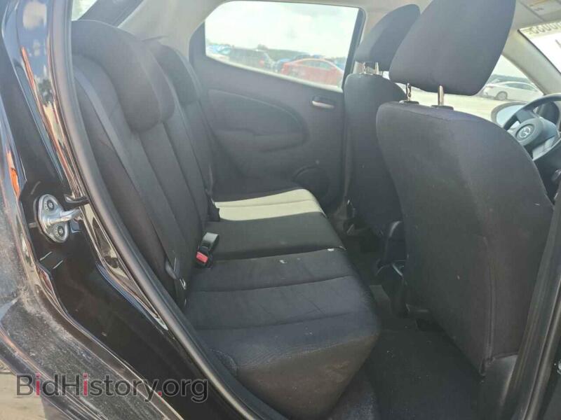 2011 Mazda 2 (VIN JM1DE1HY6B0105762) — фото 10 из 12