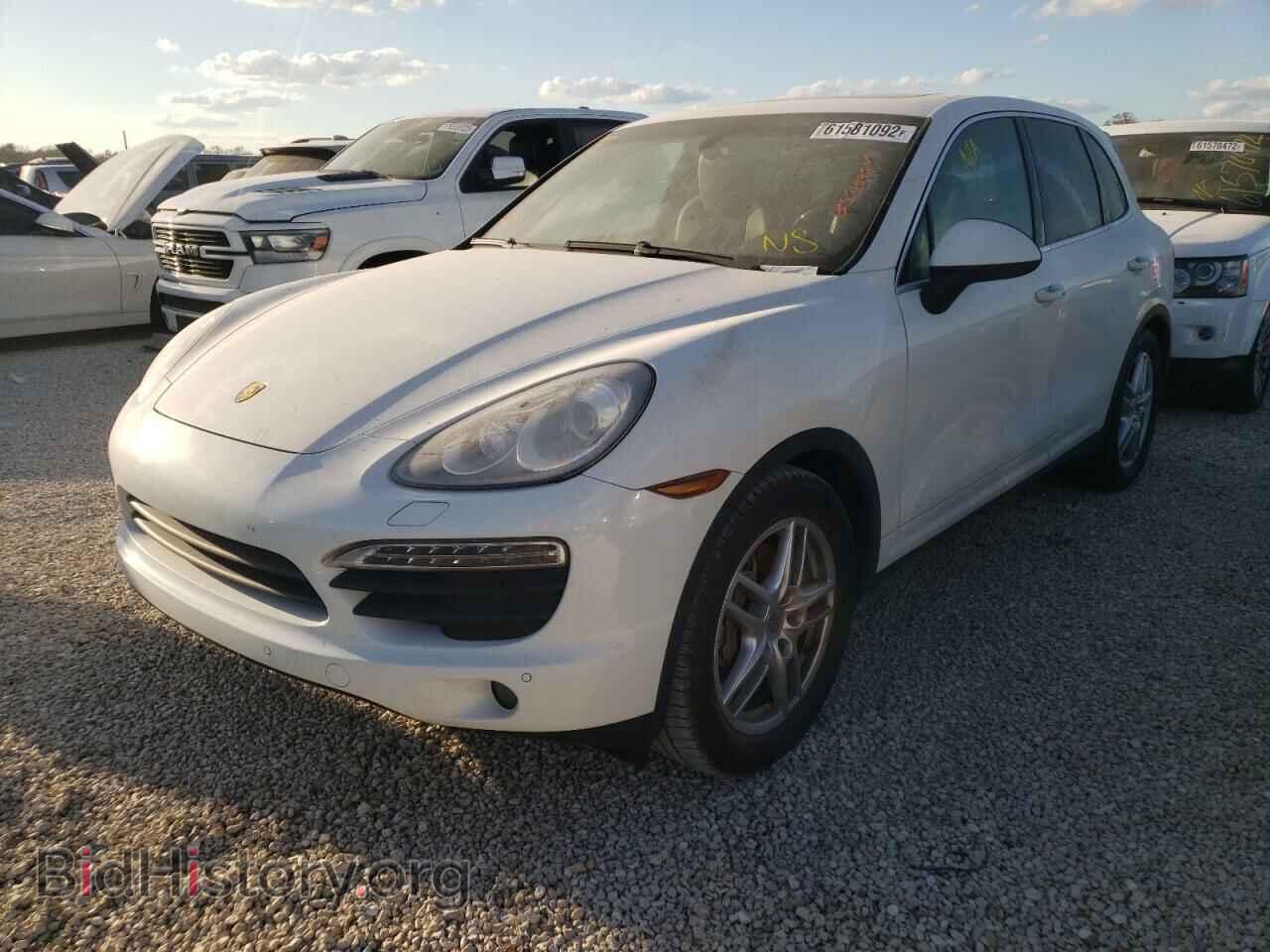 2014 PORSCHE CAYENNE - VIN: WP1AB2A24ELA58420 - Фото 2