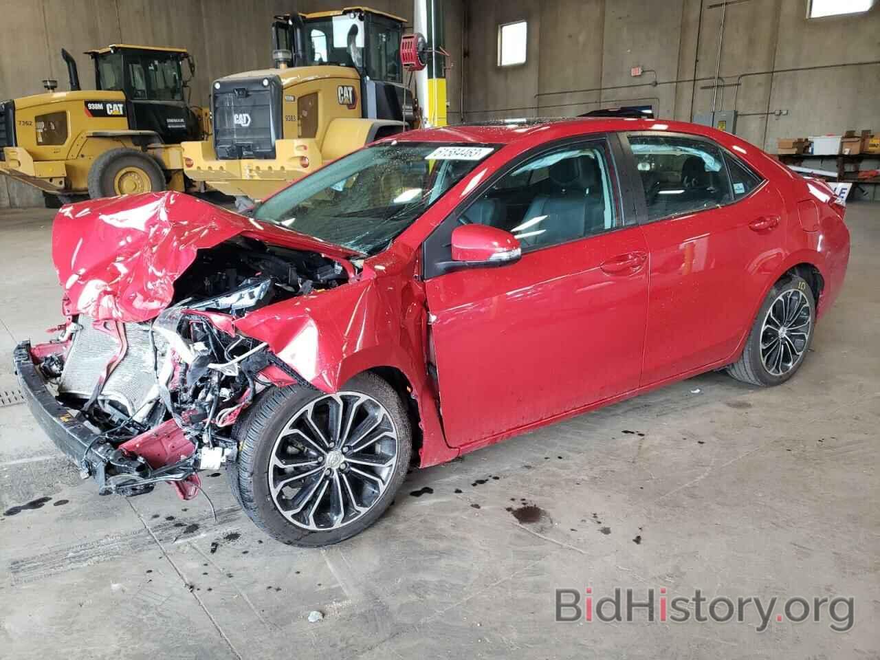 Toyota Corolla 2015 Red