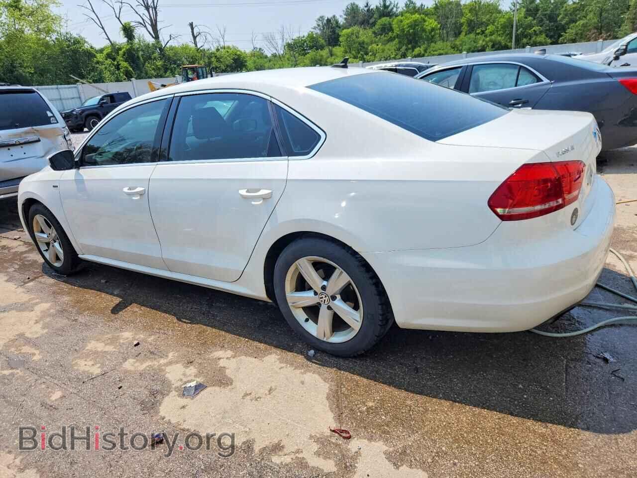 2015 VOLKSWAGEN PASSAT - VIN: 1VWAS7A36FC111737 - Фото 2