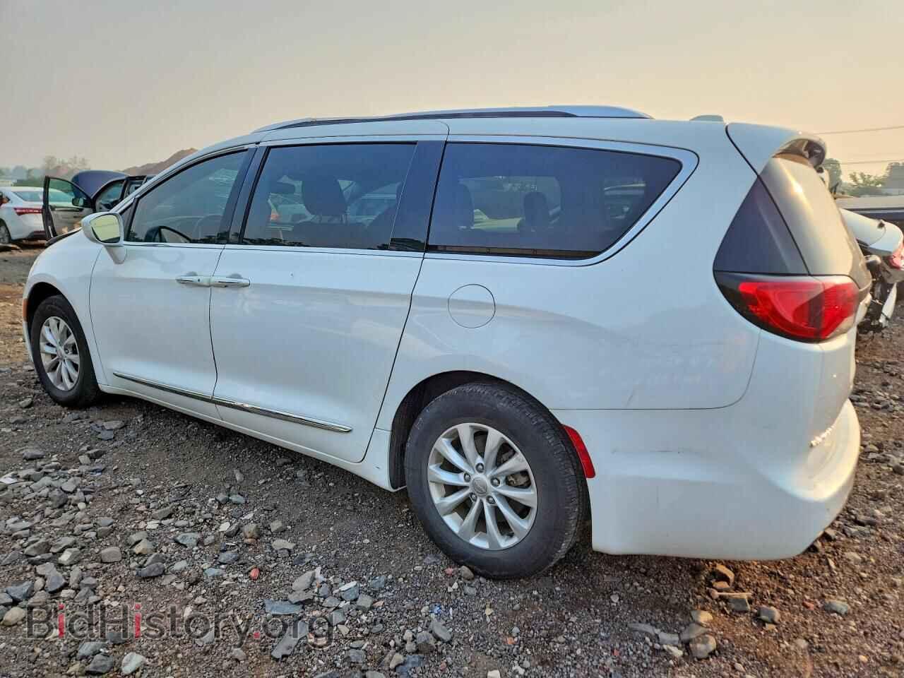 2019 CHRYSLER PACIFICA - VIN: 2C4RC1BG6KR523031 - Photo 2
