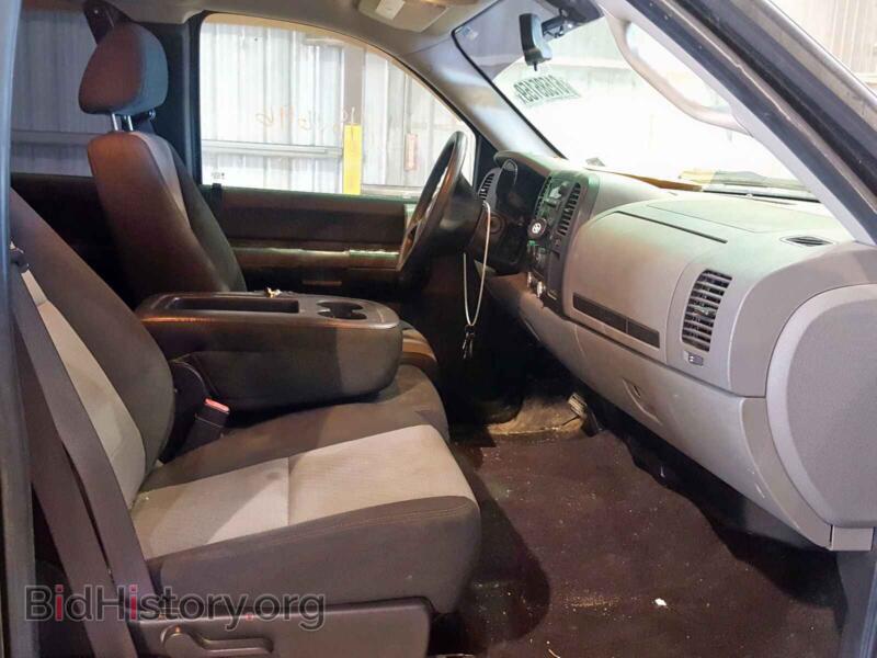 2009 Chevrolet SILVERADO (VIN 1GCEC19C99Z189093) — photo 5 of 10