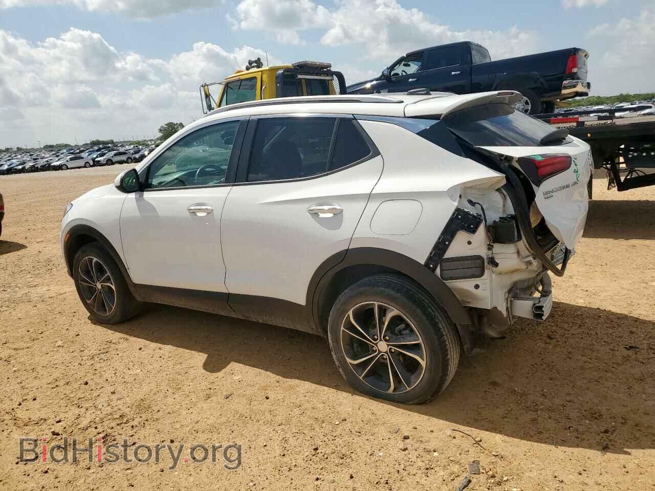 2021 BUICK ENCORE - VIN: KL4MMESL0MB157686 - Photo 2
