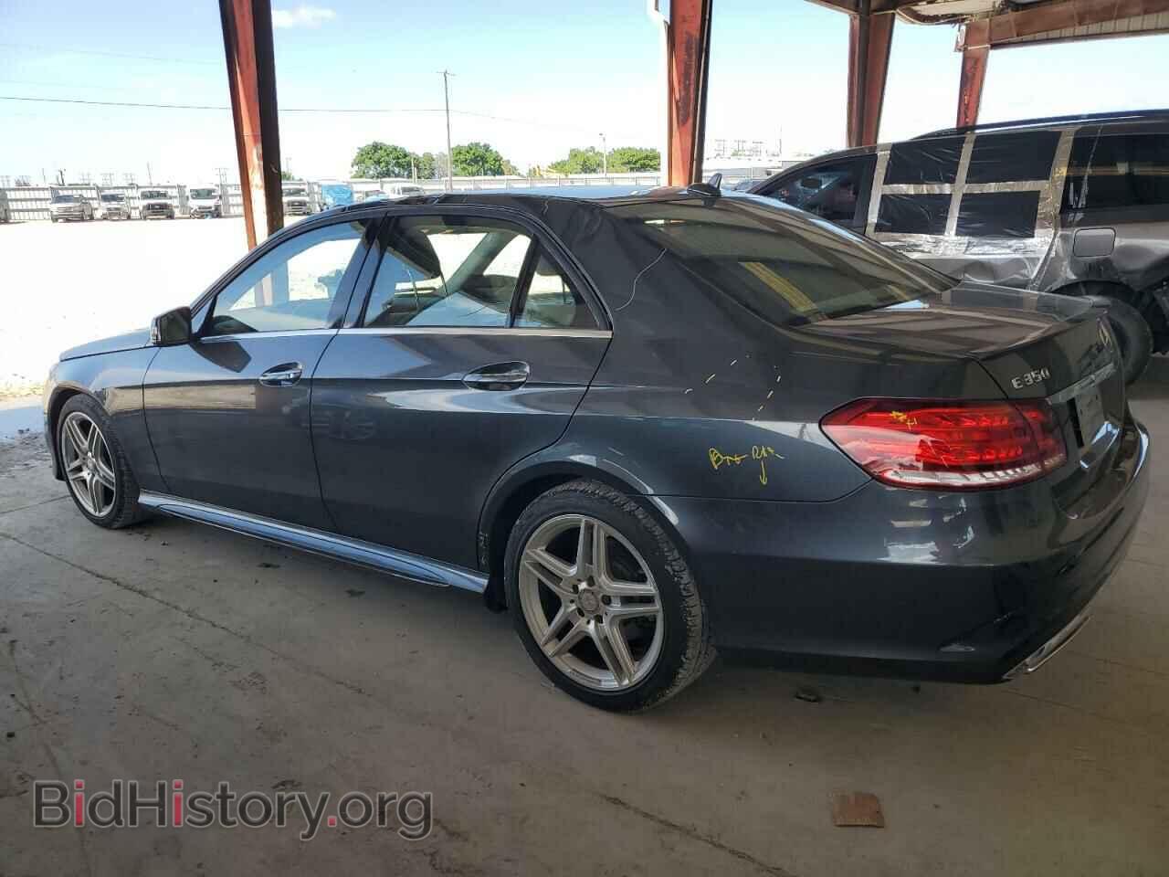 2014 MERCEDES-BENZ E-CLASS - VIN: WDDHF5KB5EA915429 - Фото 2