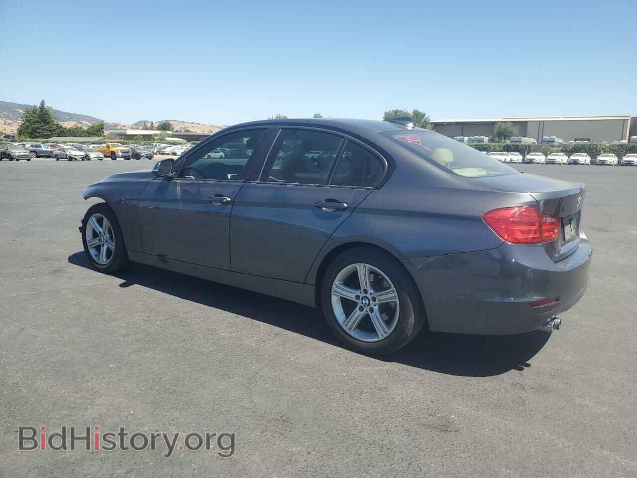 2013 BMW 3 SERIES - VIN: WBA3A5C55DF601080 - Фото 2