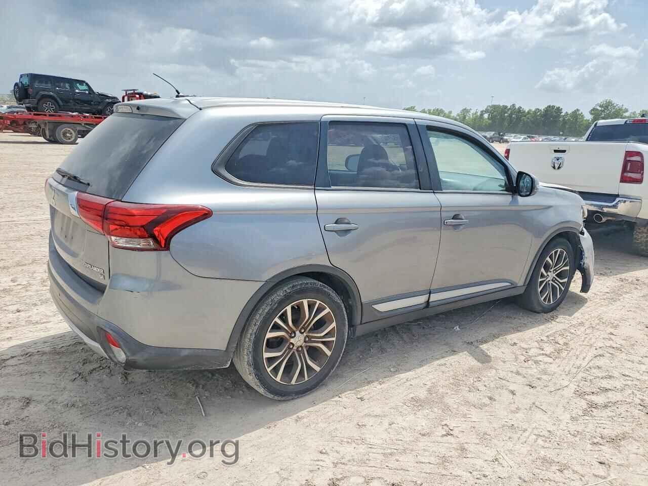 2016 MITSUBISHI OUTLANDER - VIN: JA4AD3A32GZ016154 - Фото 3
