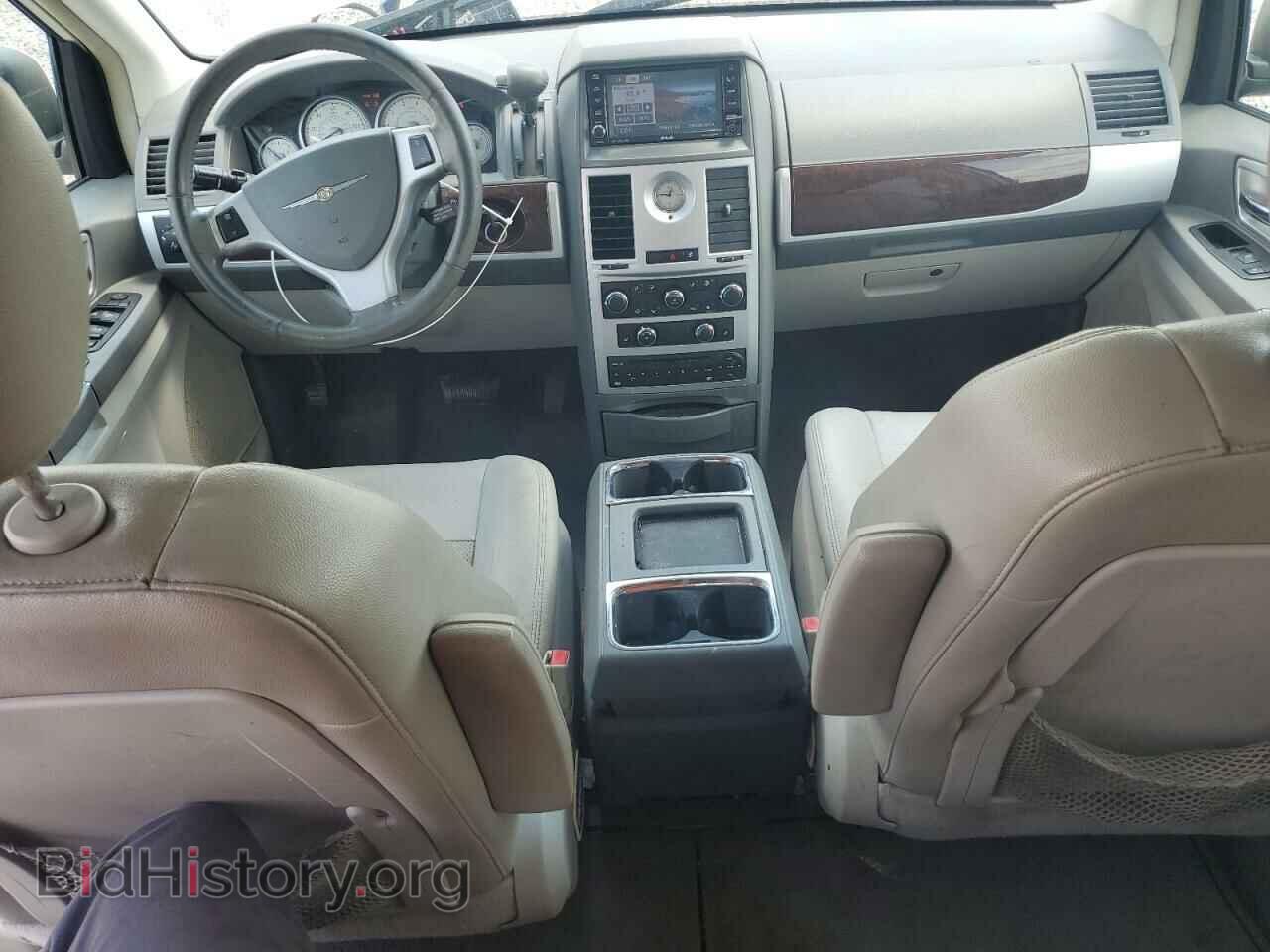 2009 CHRYSLER MINIVAN - VIN: 2A8HR54129R679385 - Фото 8