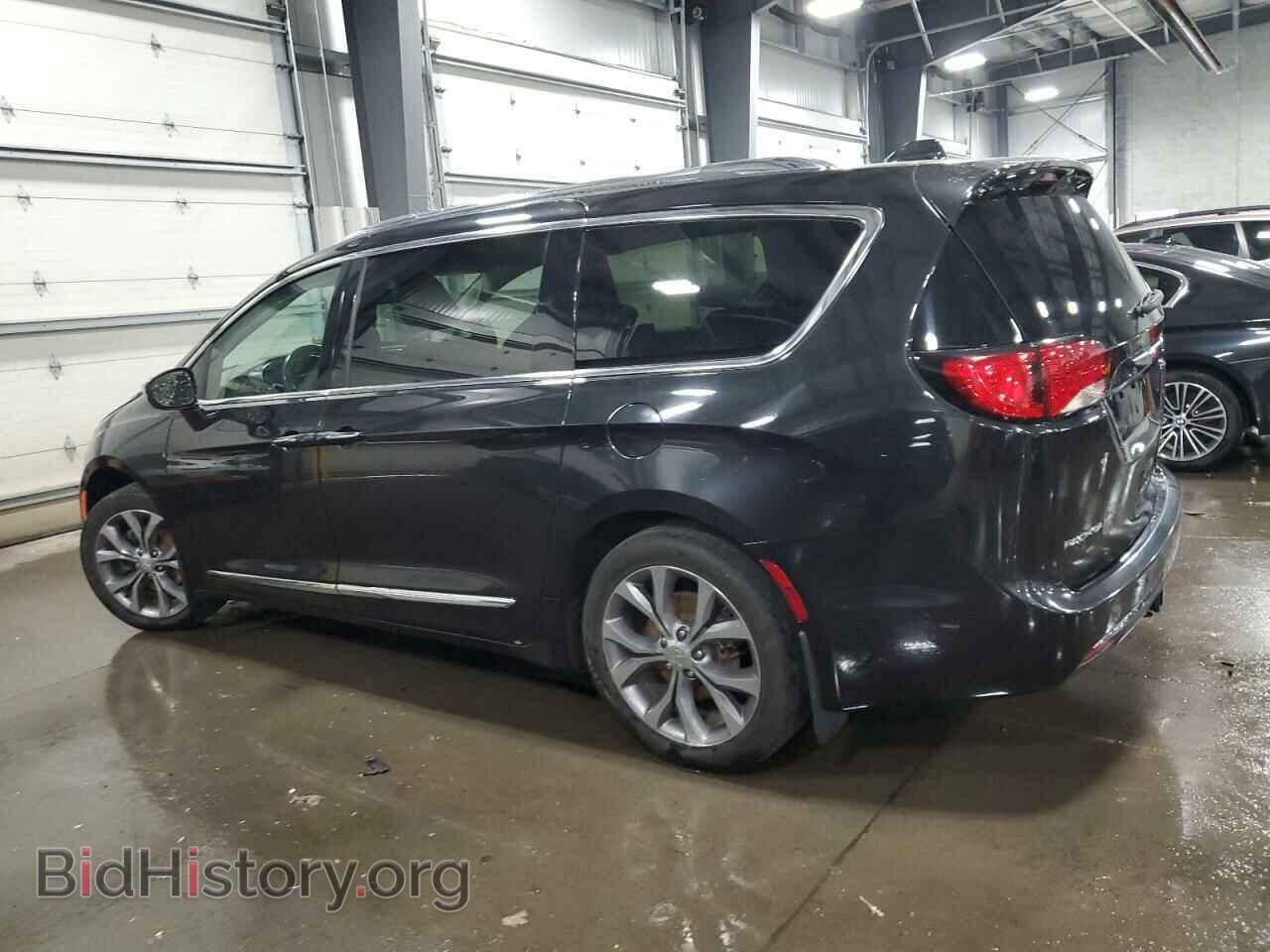 2019 CHRYSLER PACIFICA - VIN: 2C4RC1GG8KR590965 - Фото 2