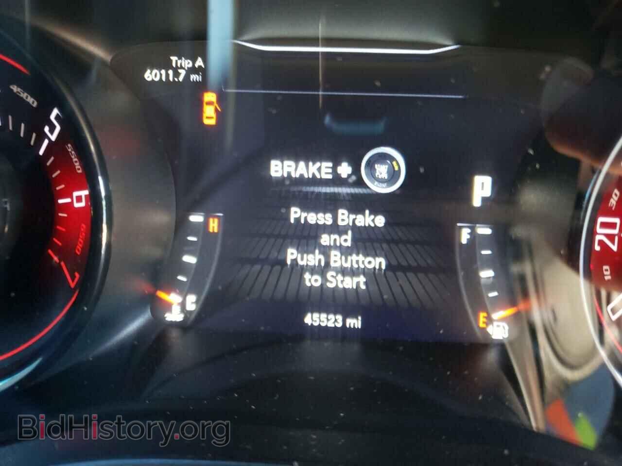 2018 DODGE CHALLENGER - VIN: 2C3CDZAG1JH310077 - Photo 8