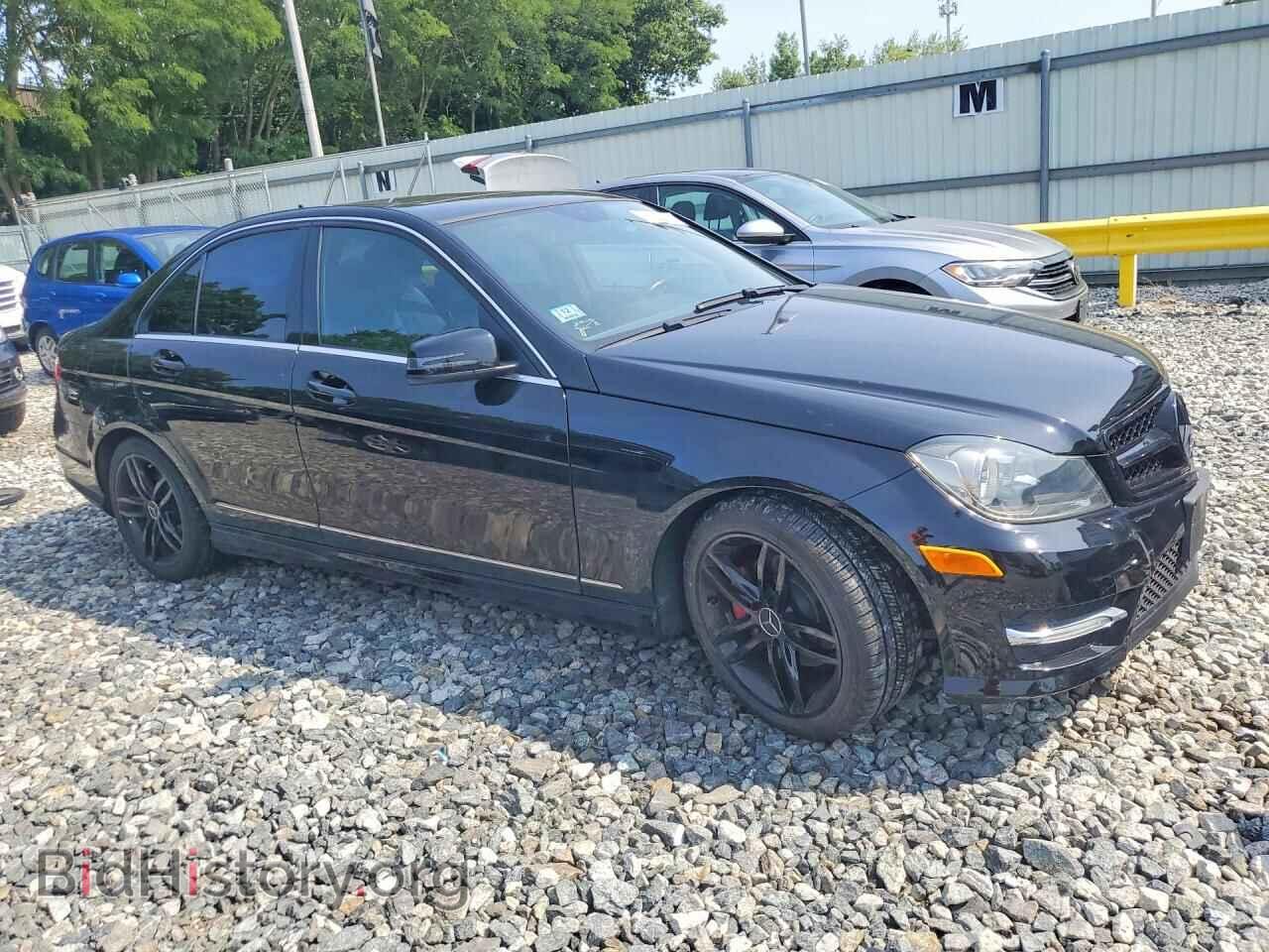 2013 MERCEDES-BENZ C-CLASS - VIN: WDDGF4HB3DR279641 - Фото 4
