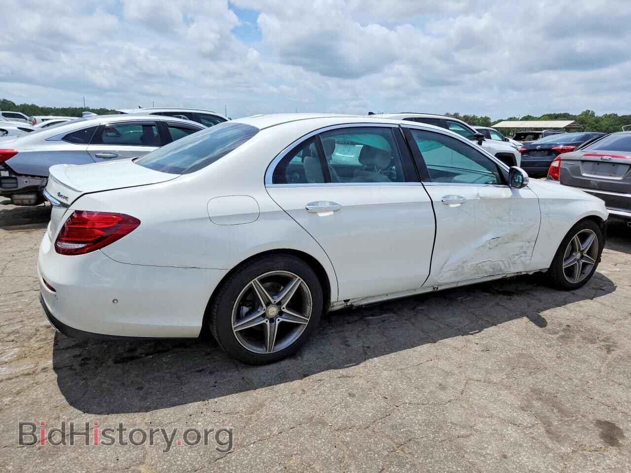 2017 MERCEDES-BENZ E-CLASS - VIN: WDDZF4KB9HA058518 - Фото 3