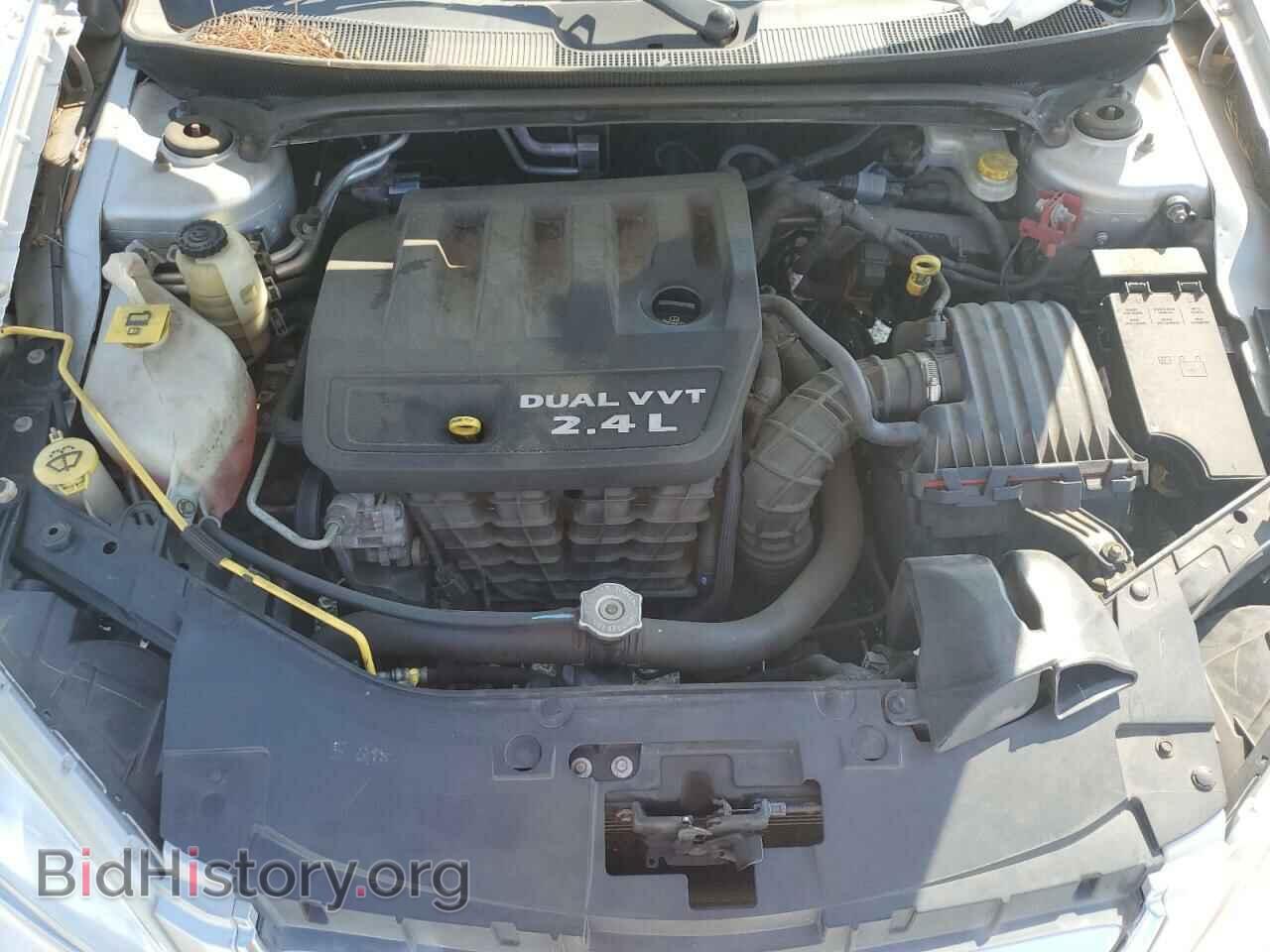 2012 CHRYSLER 200 - VIN: 1C3CCBAB3CN104946 - Фото 11