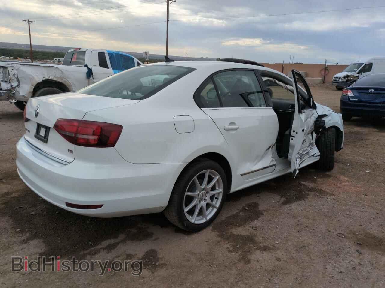 2017 VOLKSWAGEN JETTA - VIN: 3VWL17AJXHM207303 - Фото 3