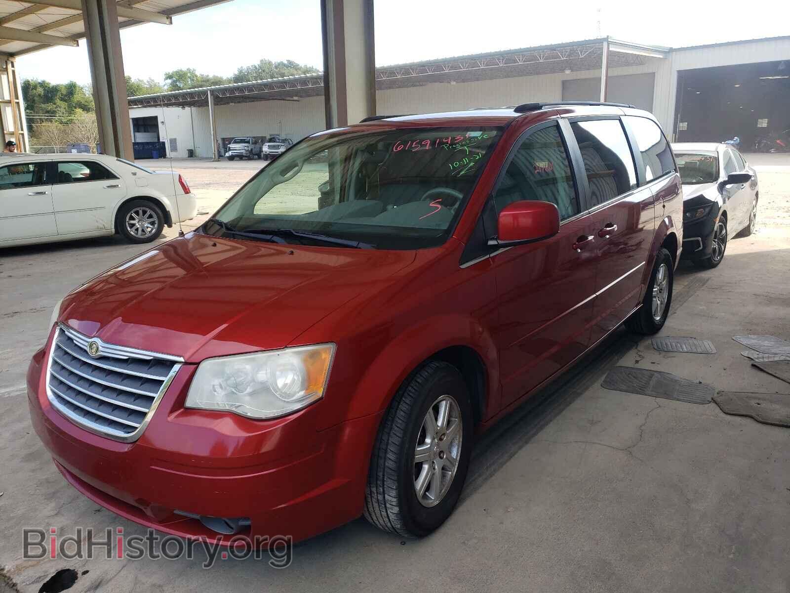 2008 CHRYSLER MINIVAN - VIN: 2A8HR54P38R601328 - Фото 2