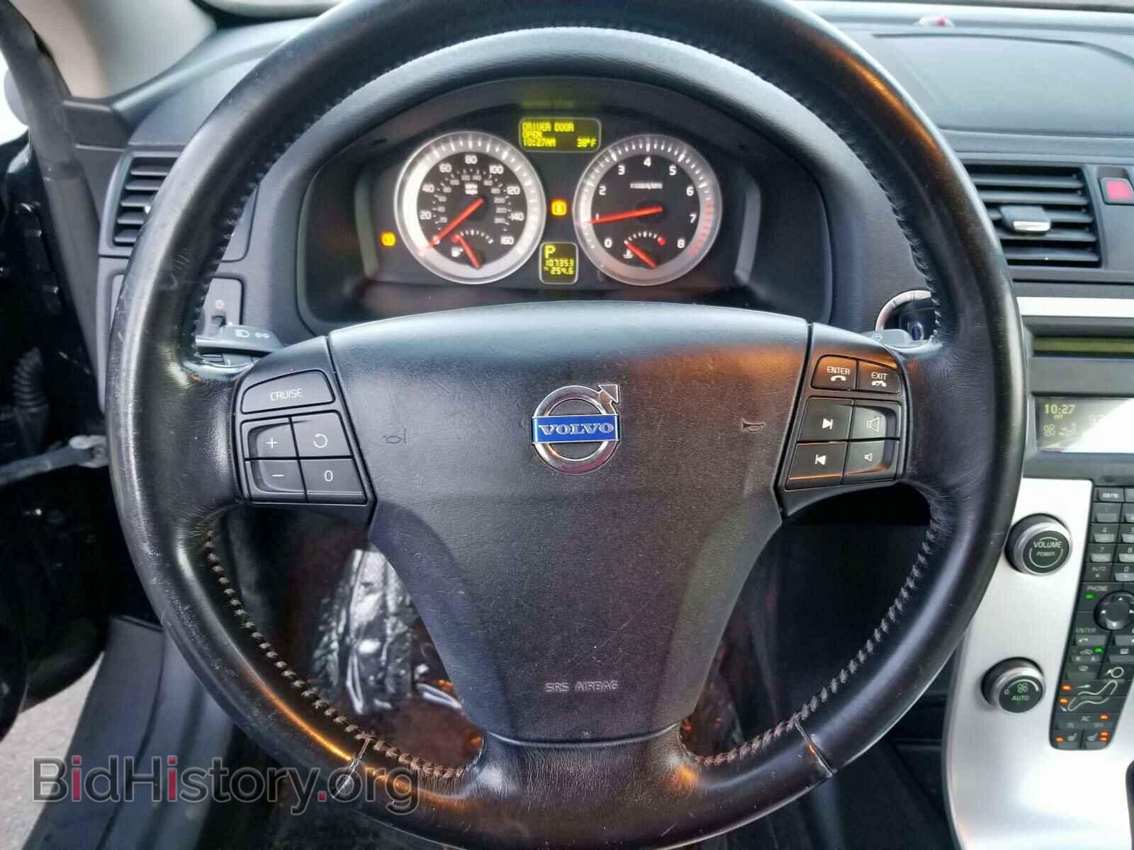 2011 VOLVO C70 - VIN: YV1672MC5BJ117151 - Фото 8