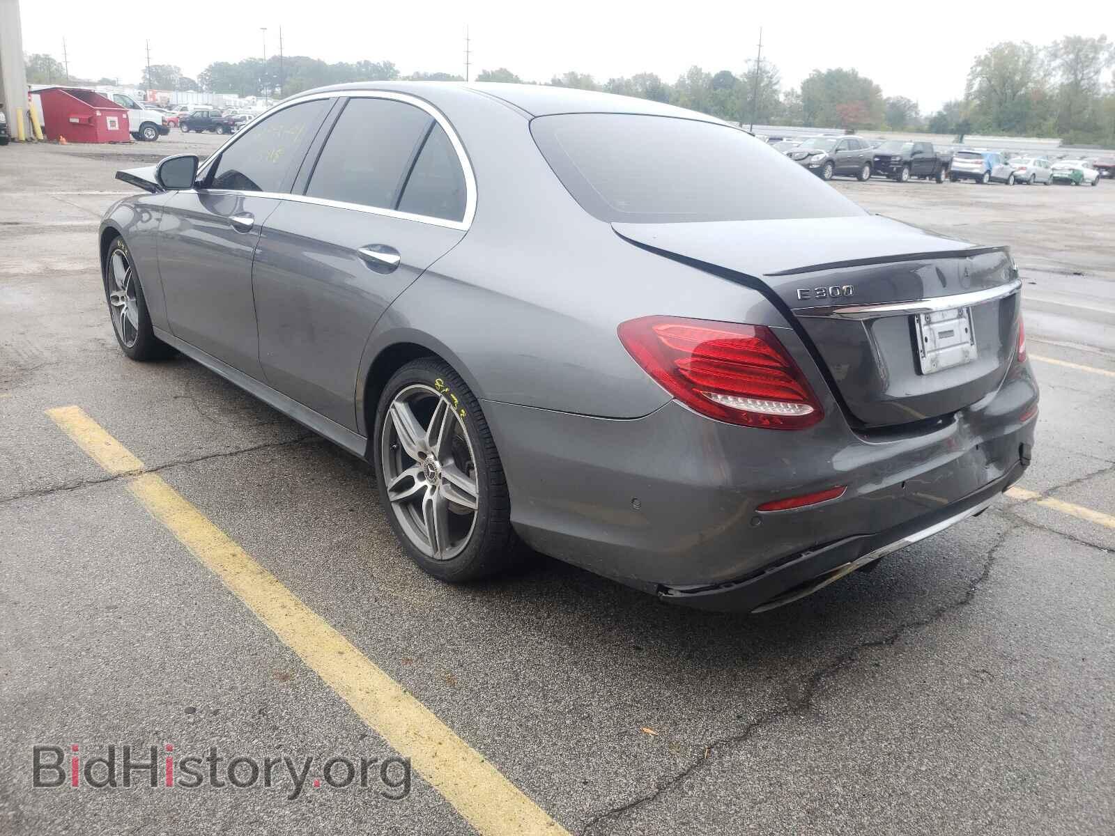2017 MERCEDES-BENZ E-CLASS - VIN: WDDZF4KB5HA224582 - Фото 3