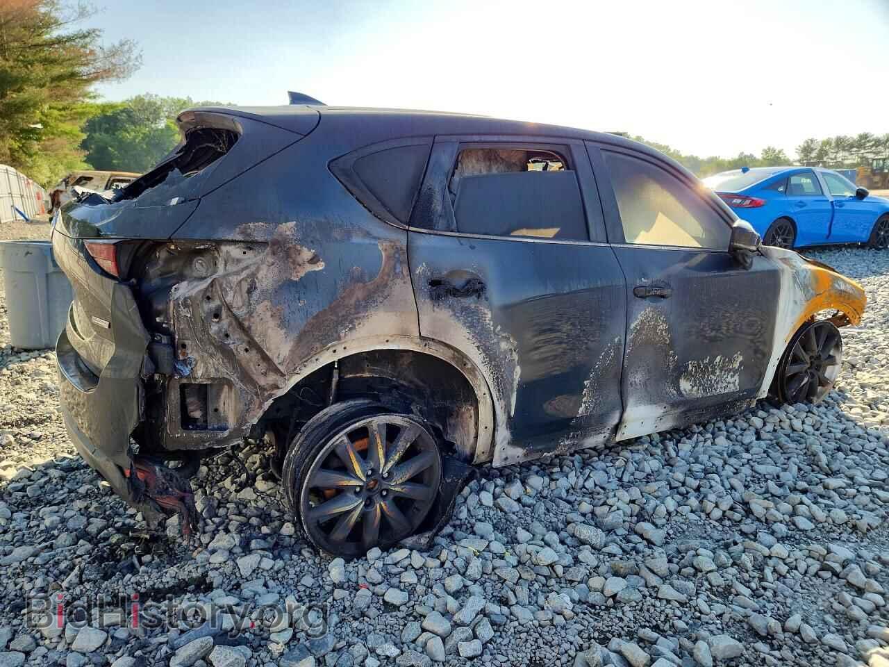 2018 MAZDA CX-5 - VIN: JM3KFBCM0J0472273 - Photo 3