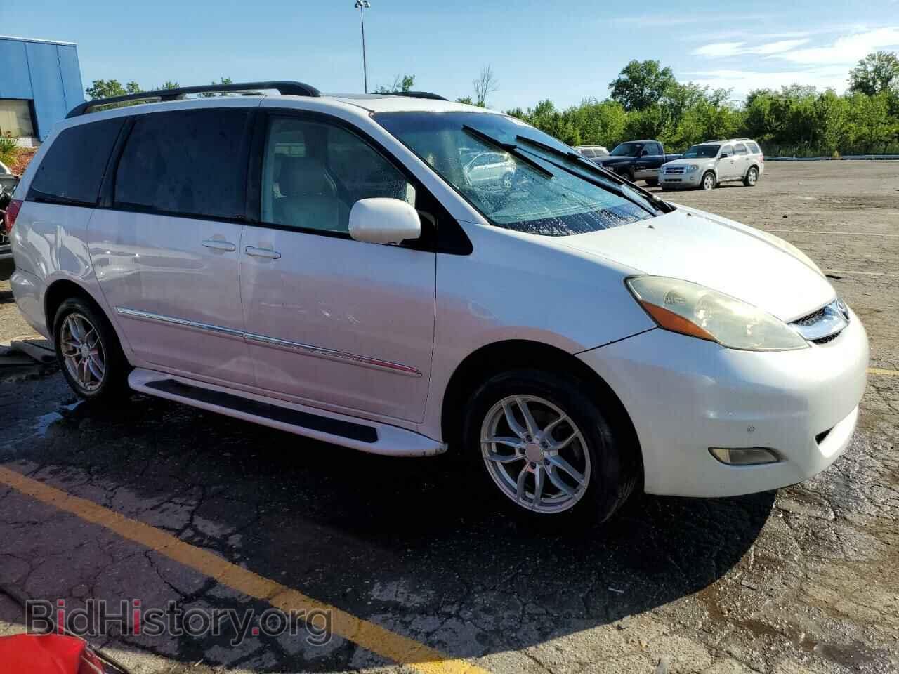 2006 TOYOTA All Models - VIN: 5TDBA22C56S070446 - Фото 4
