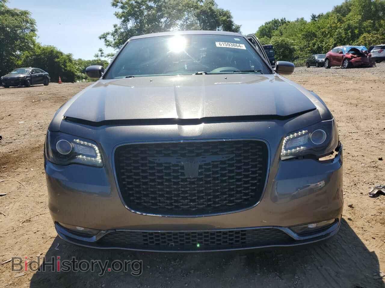 2019 CHRYSLER 300 - VIN: 2C3CCABG5KH654080 - Фото 5
