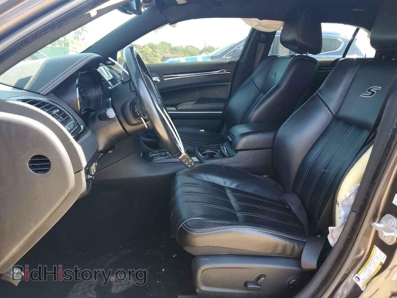 2019 CHRYSLER 300 - VIN: 2C3CCABG5KH654080 - Фото 7