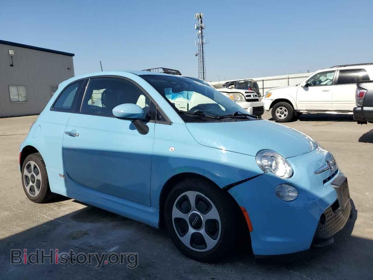 2017 FIAT 500 - VIN: 3C3CFFGEXHT565603 - Photo 4