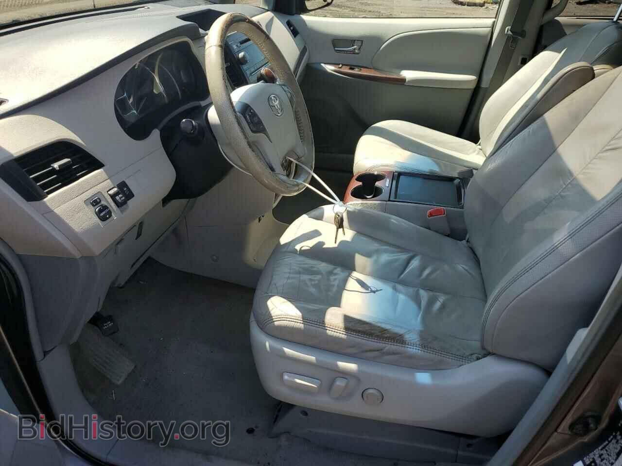 2011 TOYOTA All Models - VIN: 5TDYK3DC7BS046668 - Фото 7